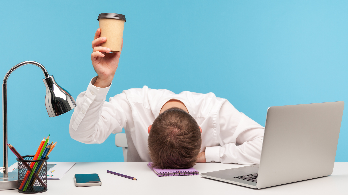 Cómo mantenerte activo durante el día sin cafeína